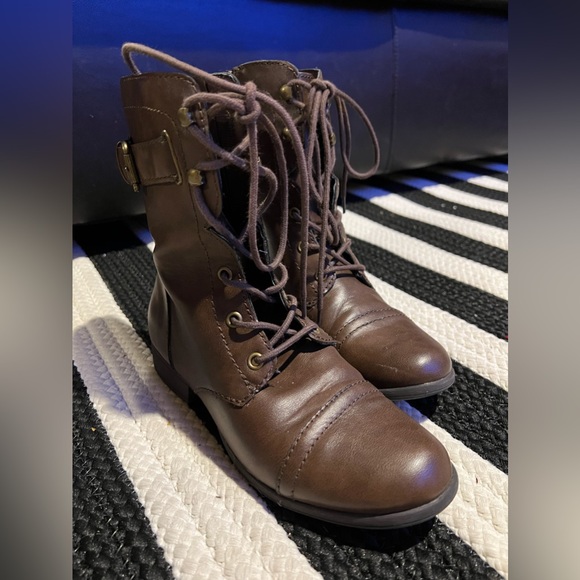 American Rag - Picture 3 of 9